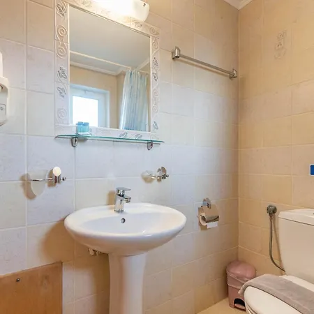 Kosmos St3 In Agios Stefanos Aparthotel